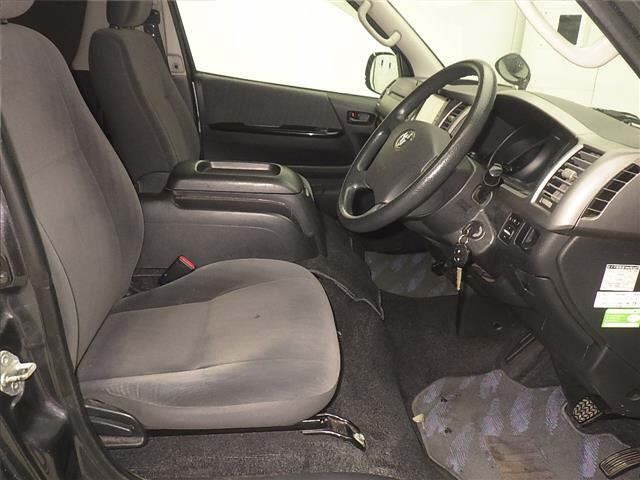 Toyota HIACE VAN 2011 7049003-5