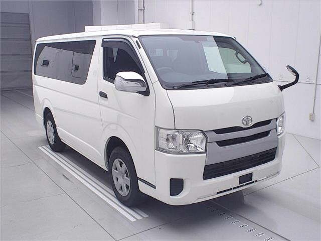 Toyota HIACE VAN 2016 7049043-0