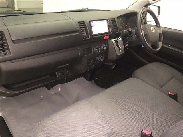 Toyota HIACE VAN 2016 7049043-4