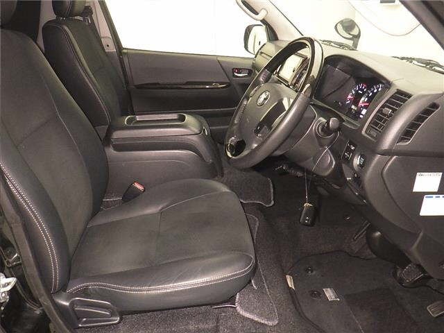 Toyota HIACE VAN 2018 7049079-5
