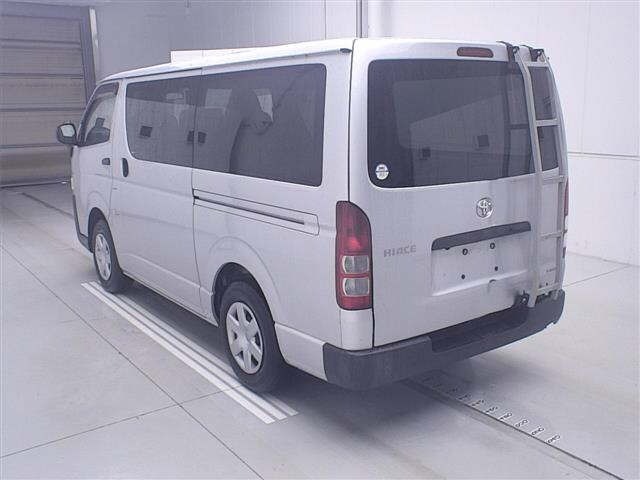 Toyota HIACE VAN 2018 7049102-1