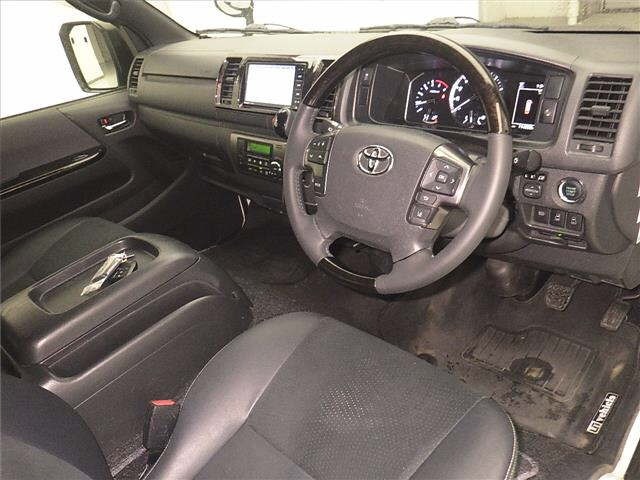 Toyota HIACE VAN 2023 7049149-3