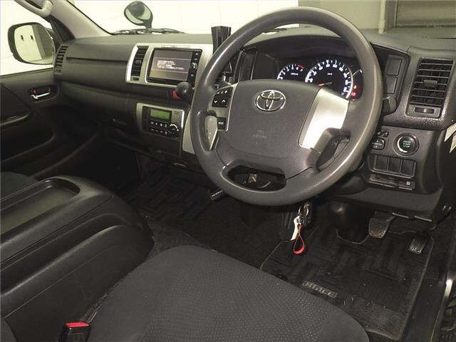 Toyota HIACE VAN 2016 7049169-3