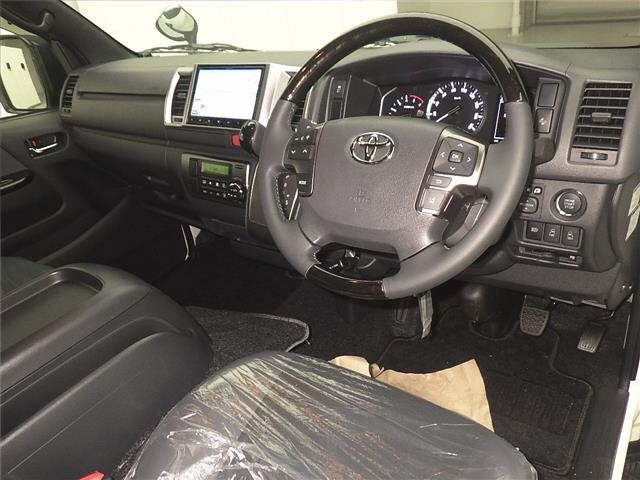 Toyota HIACE VAN 2025 7049173-3