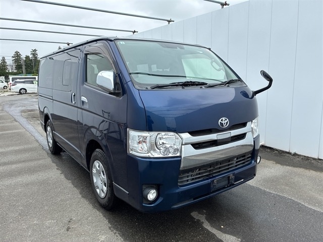Toyota HIACE VAN 2018 7049376-0