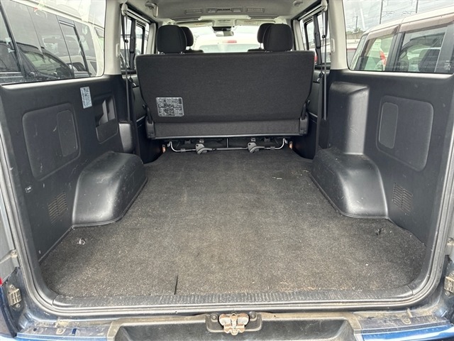 Toyota HIACE VAN 2018 7049376-8