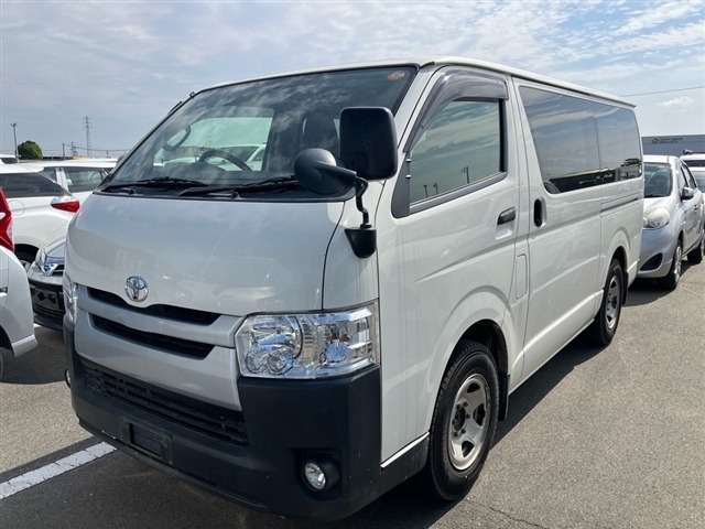 Toyota HIACE VAN 2018 7049455-10