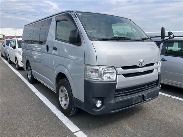 Toyota HIACE VAN 2017 7049484-0