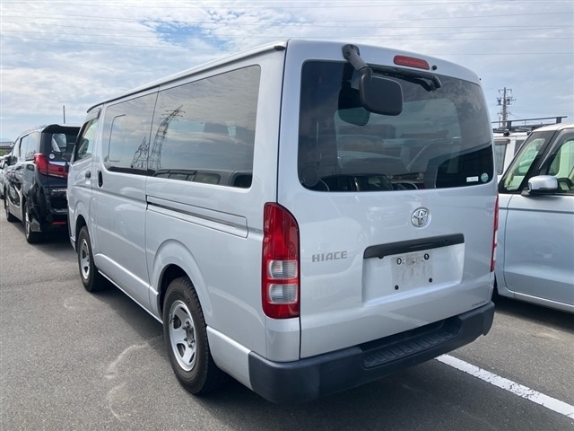 Toyota HIACE VAN 2017 7049484-1