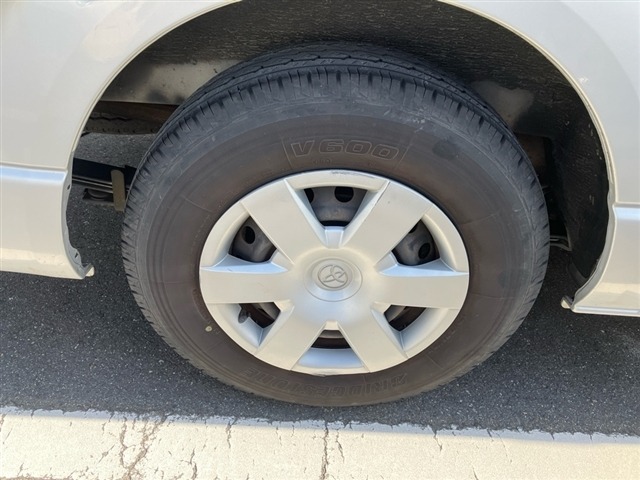 Toyota HIACE VAN 2017 7049501-7