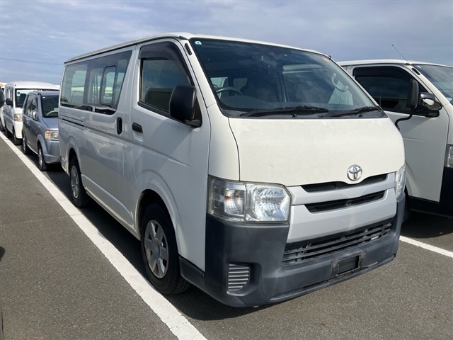 Toyota HIACE VAN 2016 7049502-0