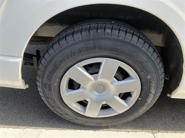 Toyota HIACE VAN 2016 7049502-7