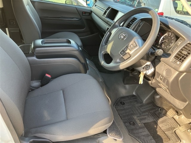 Toyota HIACE WAGON 2021 7054160-5
