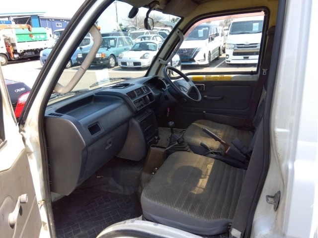 Daihatsu HIJET TRUCK 2000 7054554-4
