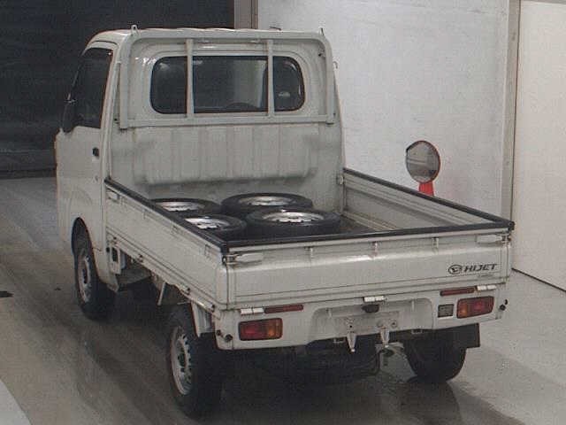 Daihatsu HIJET TRUCK 2015 7055070-1