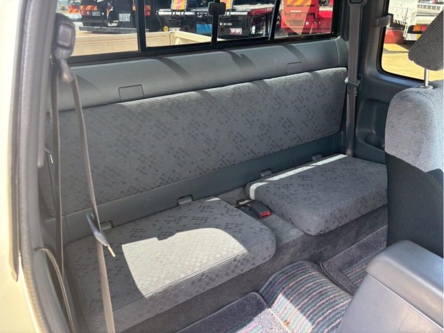 Toyota HILUX 2002 7035486-16