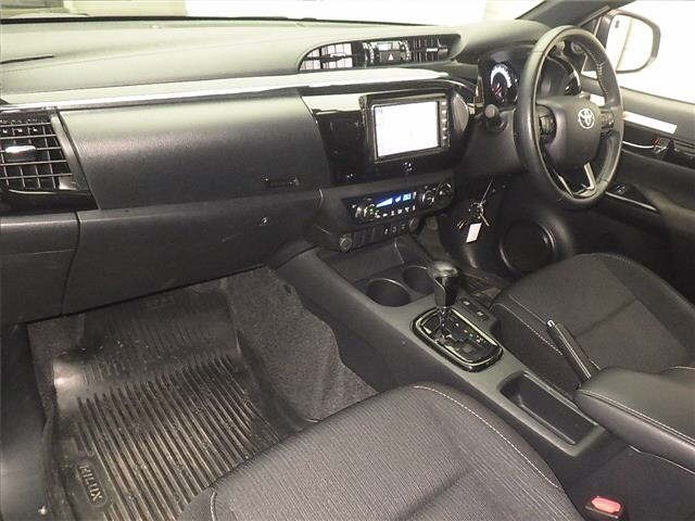 Toyota HILUX 2020 7035494-4