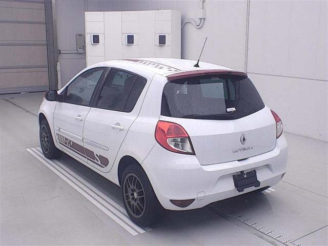 Renault LUTECIA 2011 7034565-1
