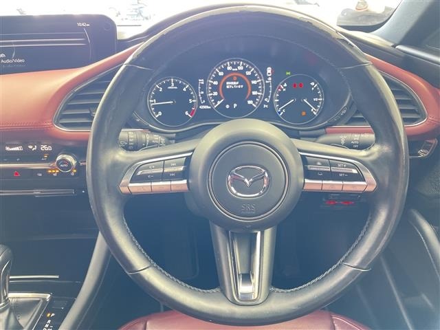 Mazda MAZDA3 2022 7045386-15