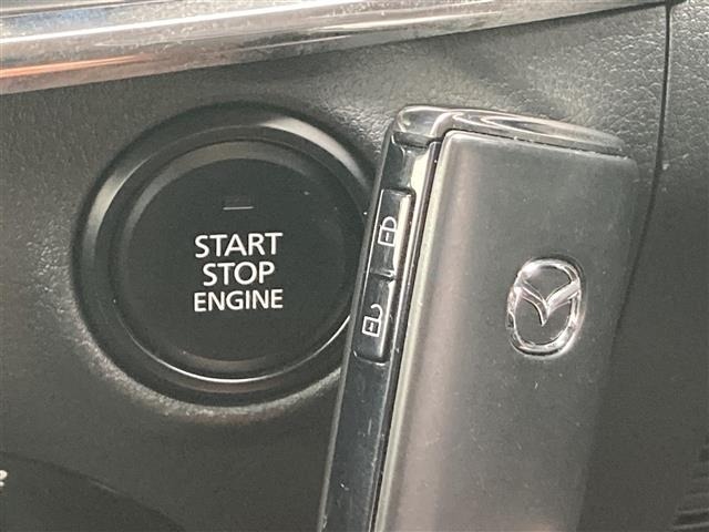 Mazda MAZDA3 2019 7045409-17