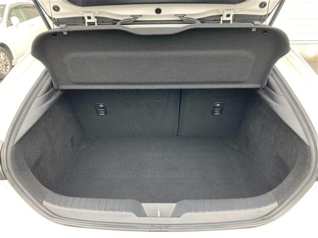 Mazda MAZDA3 2019 7045409-27