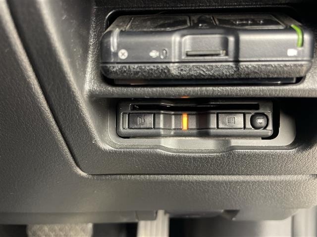 Mazda MAZDA3 2022 7045441-10