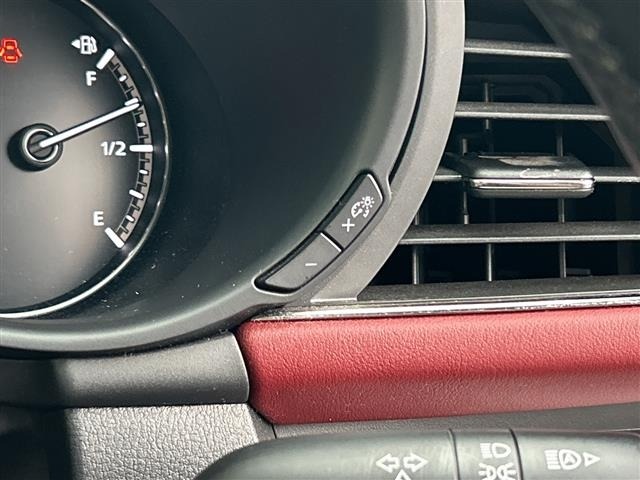 Mazda MAZDA3 2019 7045470-10