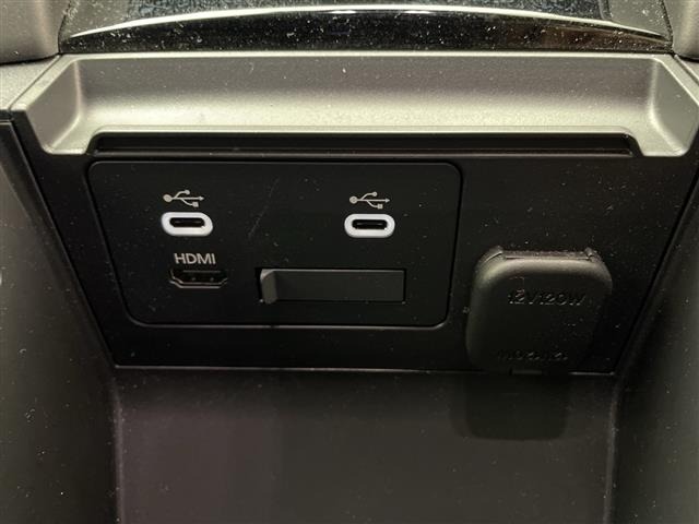 Mazda MAZDA3 2023 7045497-12