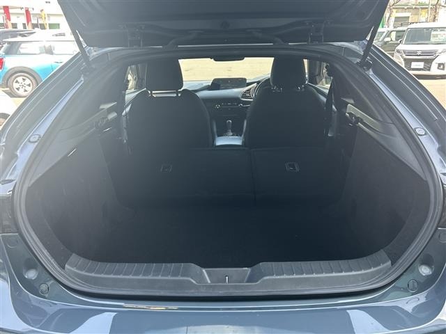 Mazda MAZDA3 2022 7045652-22