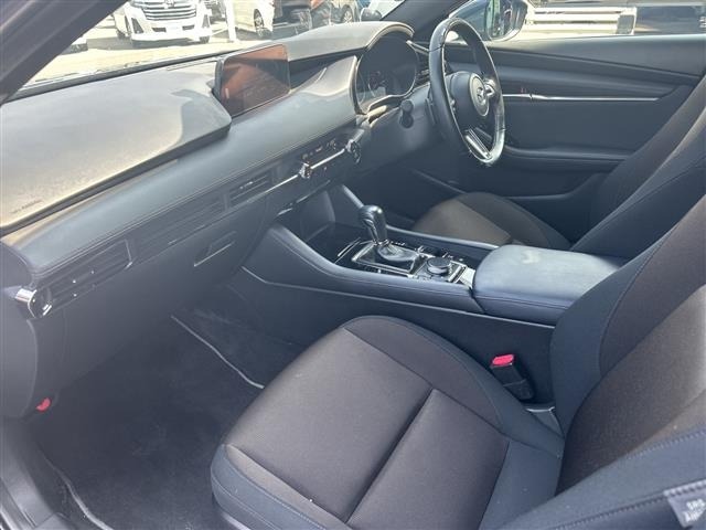 Mazda MAZDA3 2022 7045652-8