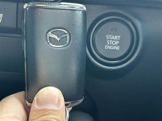 Mazda MAZDA3 2023 7045653-2