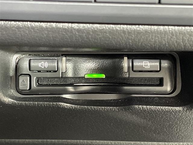 Mazda MAZDA3 2022 7045693-18