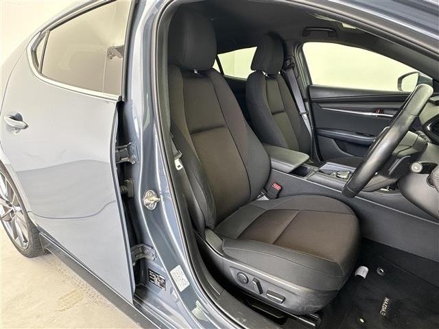 Mazda MAZDA3 2019 7045694-10