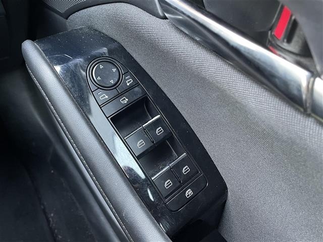 Mazda MAZDA3 2019 7045727-11