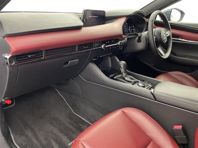 Mazda MAZDA3 2022 7046038-12