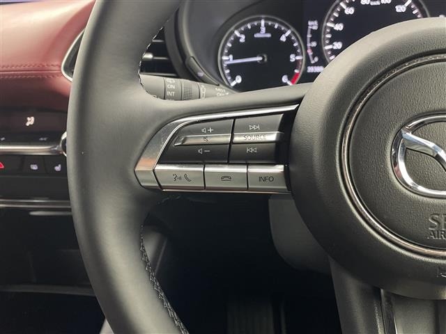 Mazda MAZDA3 2022 7046038-21
