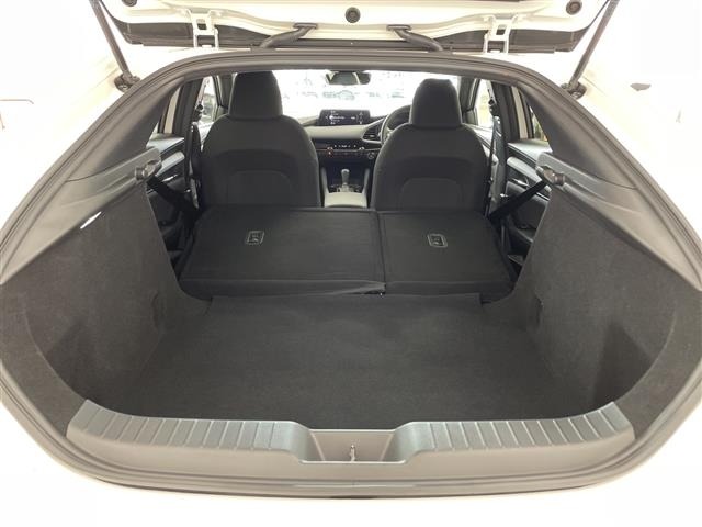 Mazda MAZDA3 2024 7046099-22