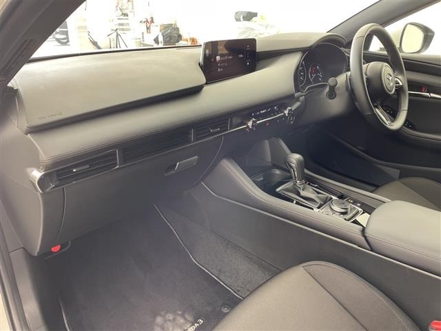Mazda MAZDA3 2024 7046099-8