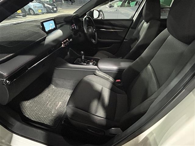 Mazda MAZDA3 2022 7046158-4