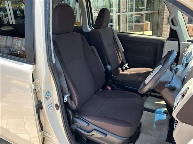 Toyota PORTE 2013 7054978-4