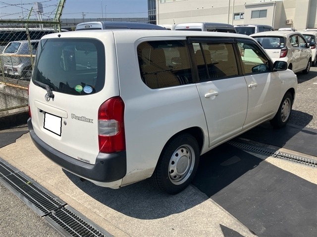 Toyota PROBOX VAN 2019 7043095-9