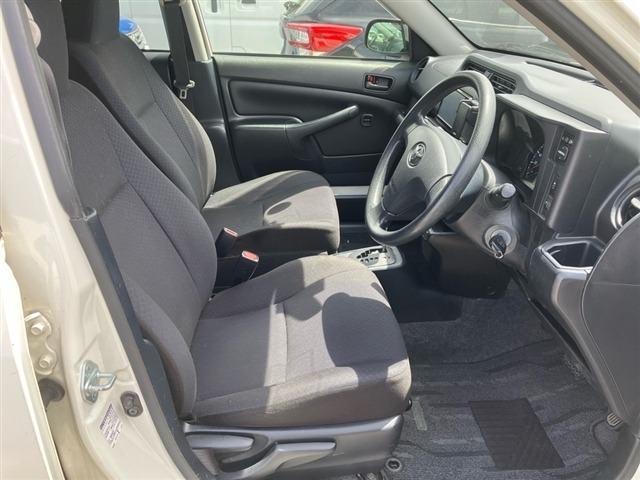 Toyota PROBOX VAN 2016 7043098-5