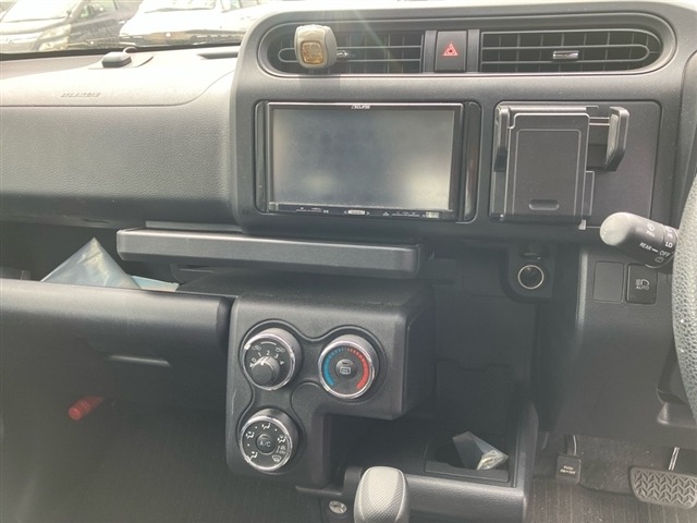 Toyota PROBOX VAN 2017 7043100-4