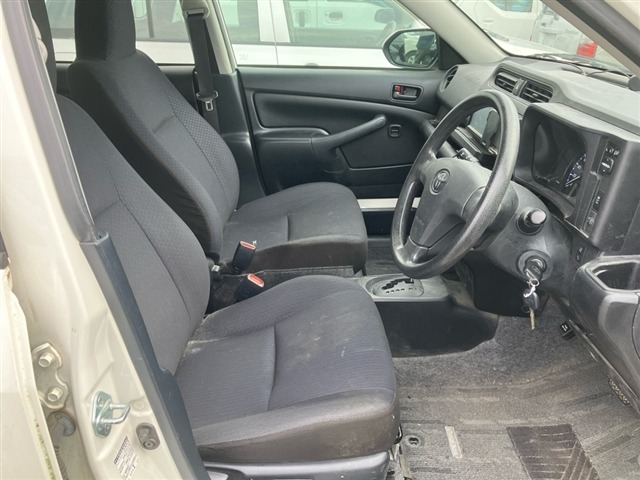 Toyota PROBOX VAN 2021 7043131-5