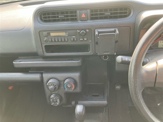 Toyota PROBOX VAN 2018 7043132-4