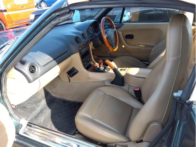 Mazda ROADSTER 1998 7056610-2