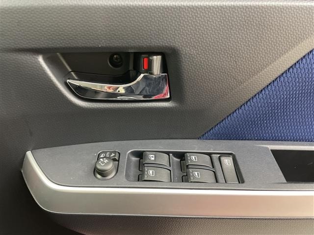 Toyota ROOMY 2018 7052816-3