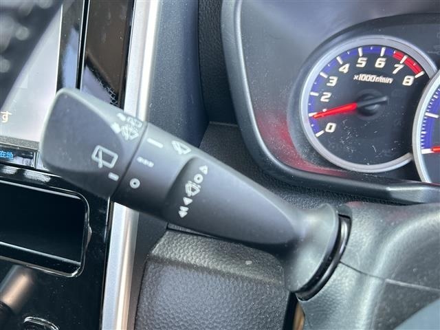 Toyota ROOMY 2018 7052860-9