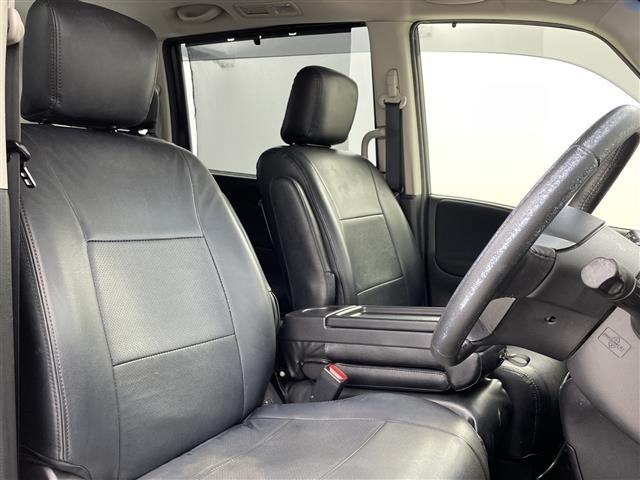 Nissan SERENA 2014 7056912-21