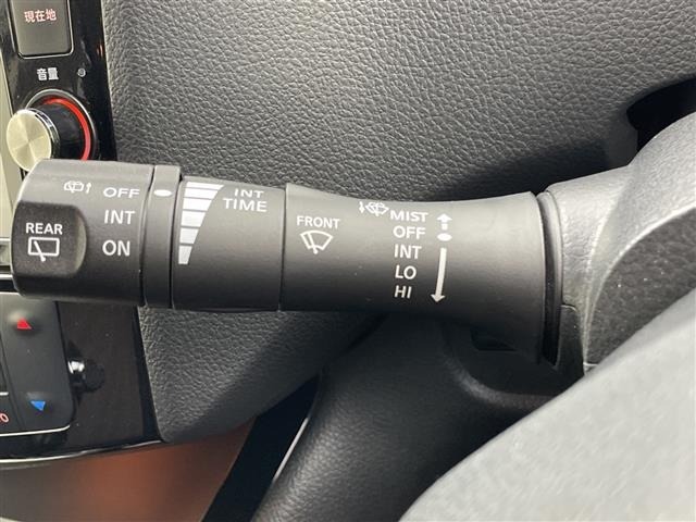 Nissan SERENA 2014 7056944-3